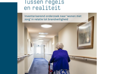 Brandveiligheid in woonvormen met zorg: tussen regels en realiteit